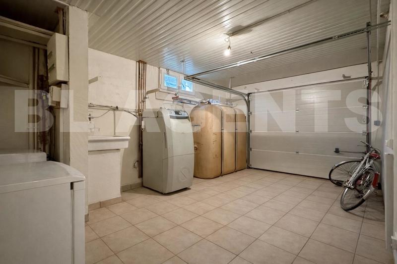 Pavillon - 150 m² - 5 pièces