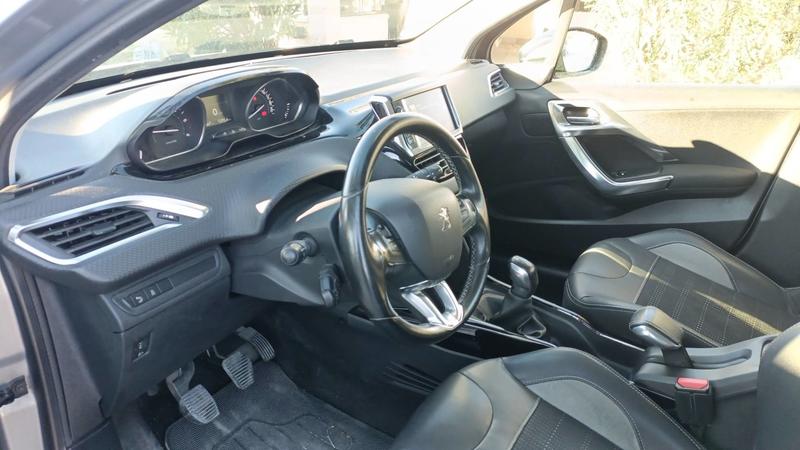 Peugeot 2008 1.6 BlueHDi 100 Allure