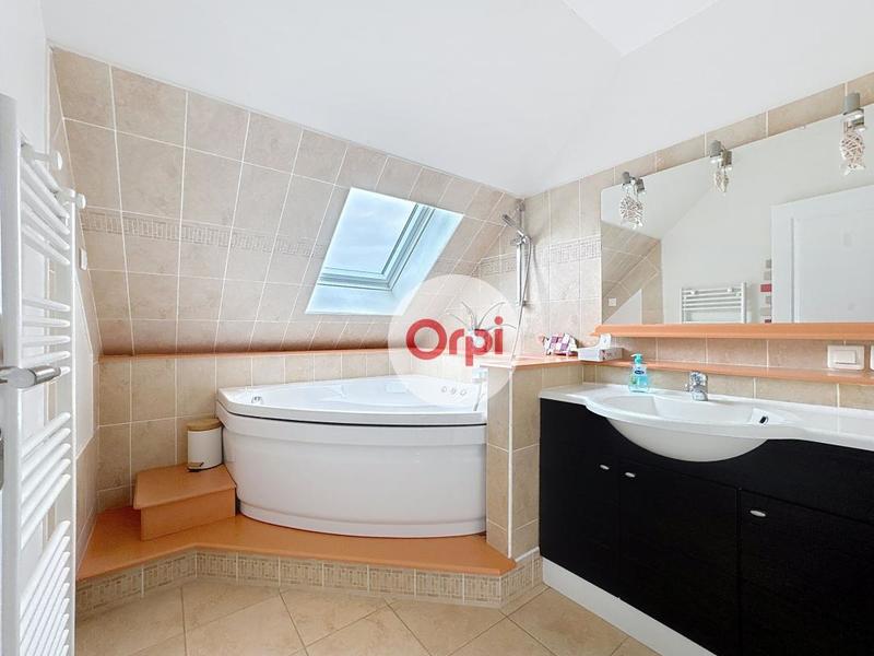 Maison - 114 m² - 4 pièces