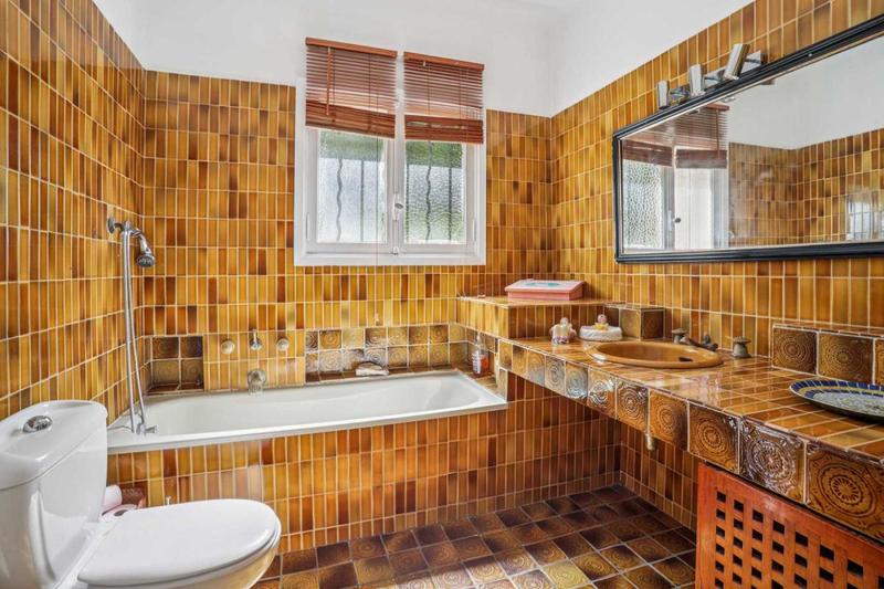 Villa - 168 m² - 6 pièces