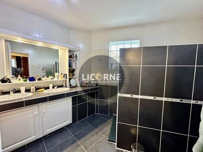 Appartement - 89 m² - 3 pièces