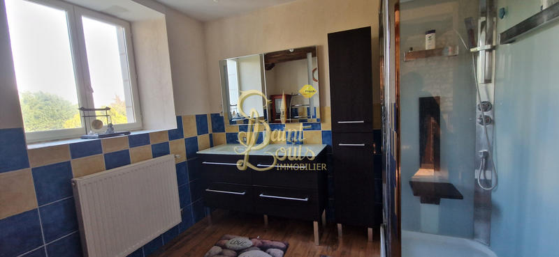 Maison - 265 m² - 8 pièces