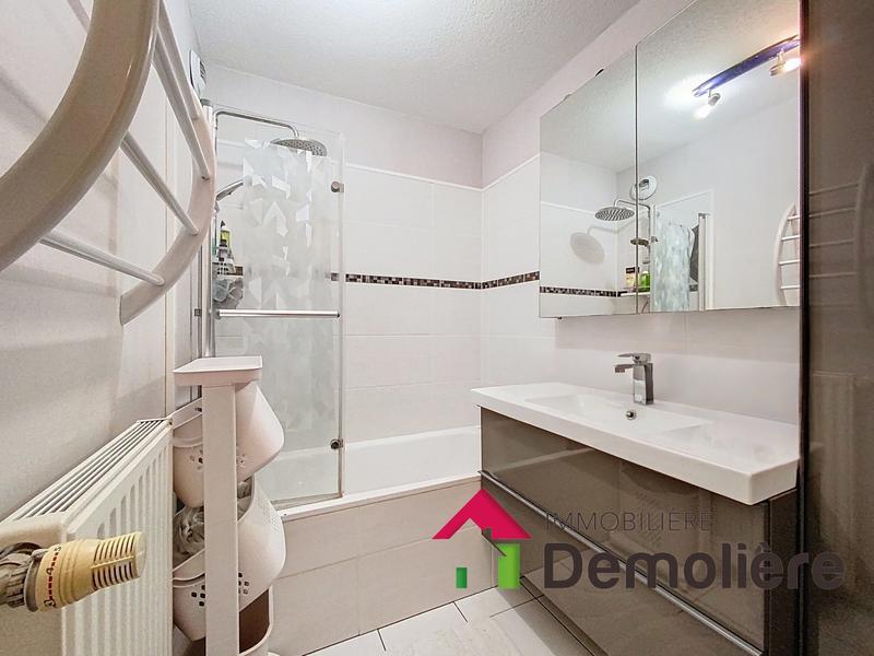 Appartement - 93 m² - 4 pièces