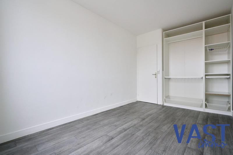 Appartement - 86 m² - 4 pièces