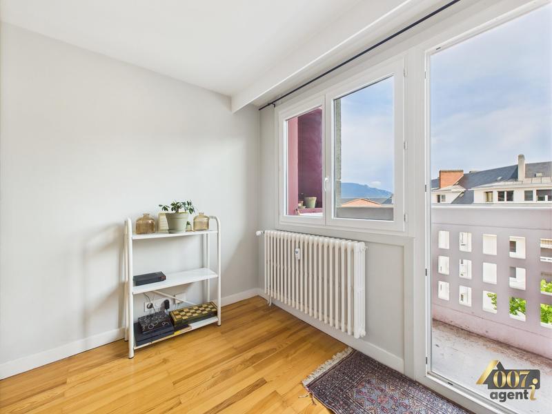 Appartement - 79 m² - 4 pièces