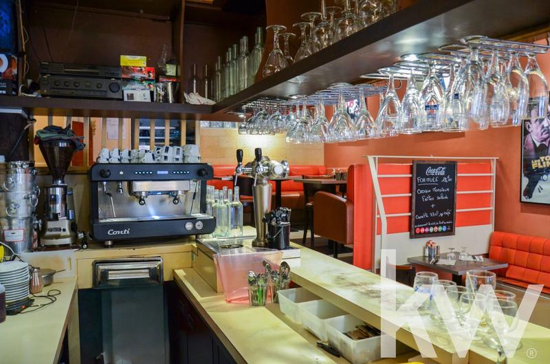 Fonds de commerce - Magasins - 179 m²