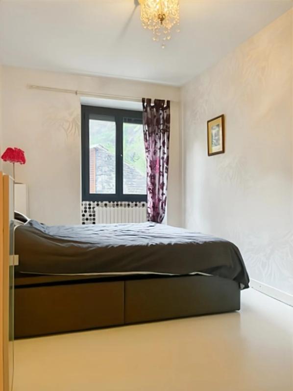 Maison - 230 m² - 8 pièces