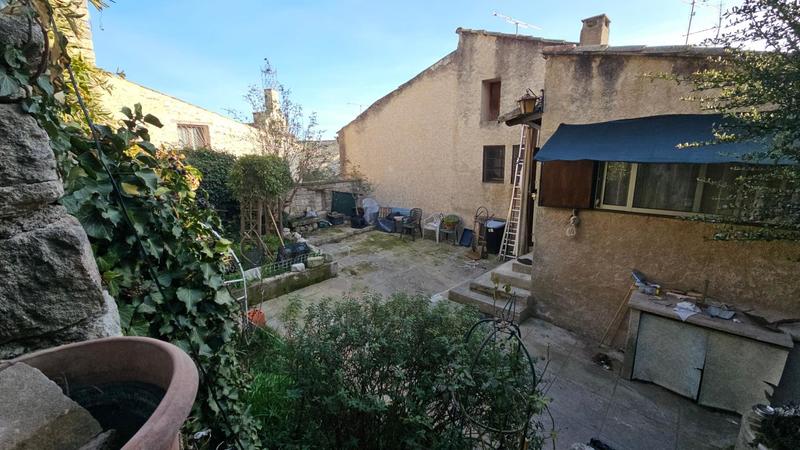 Maison - 258 m² - 7 pièces