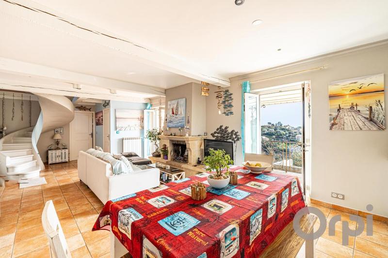 Maison - 106 m² - 5 pièces