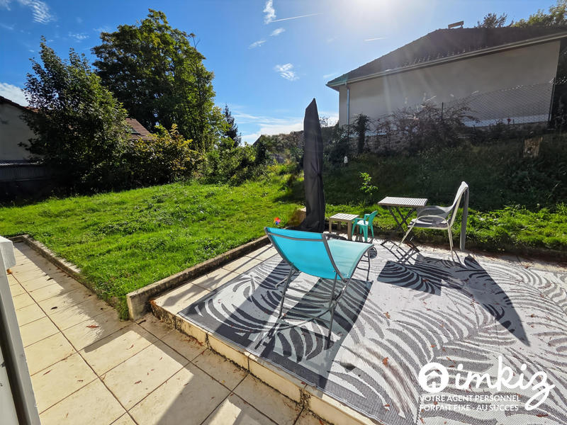 Maison - 94 m² - 5 pièces