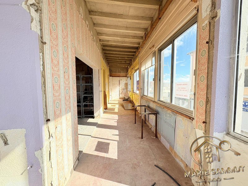 Appartement - 93 m² - 5 pièces