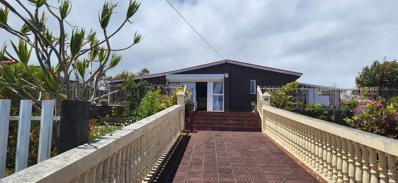 Maison - 167 m² - 9 pièces