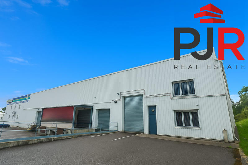 Local d'activités - 1 412 m²