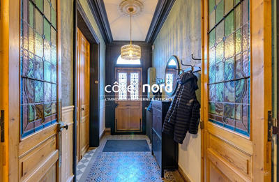 Maison ancienne - 201 m² - 7 pièces