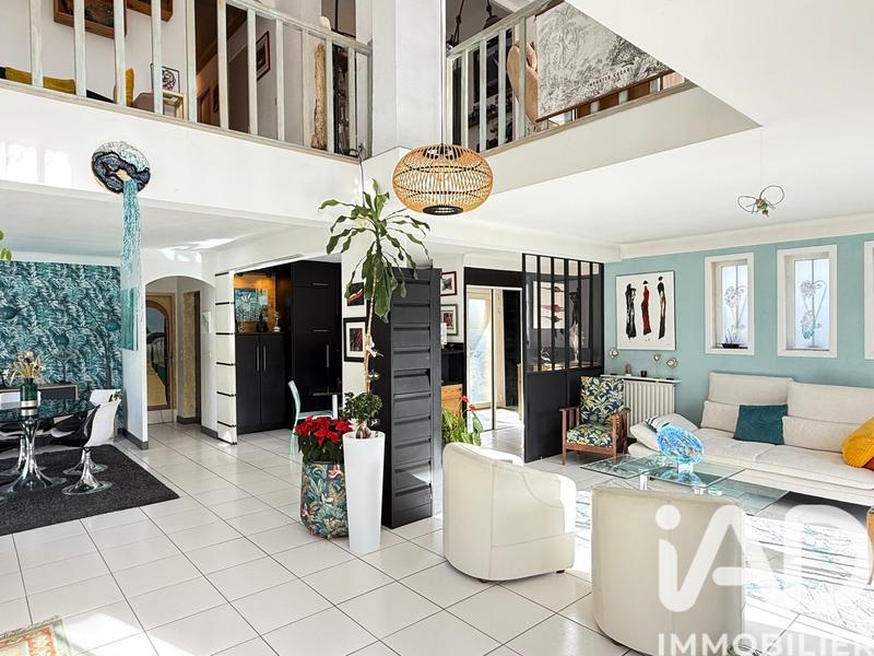 Maison de maîtres - 184 m² - 6 pièces