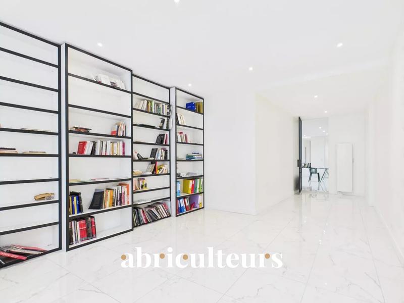 Appartement - 106 m² - 4 pièces