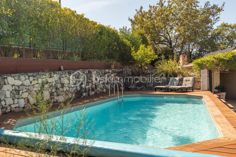 Villa - 186 m² - 5 pièces