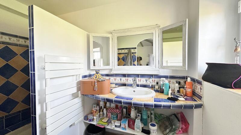 Corps de ferme - 292 m² - 8 pièces