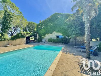 Maison - 400 m² - 10 pièces