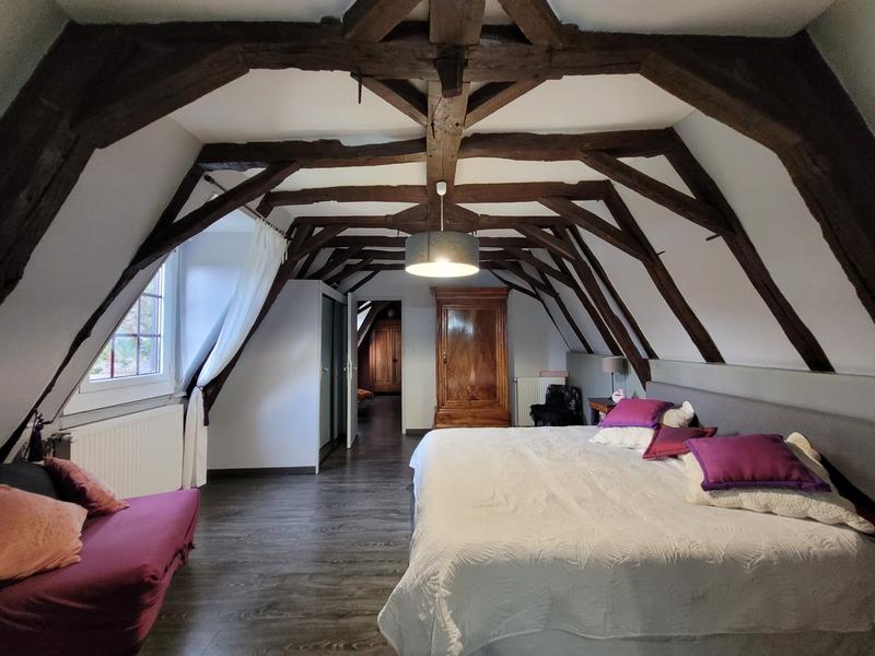 Propriété - 470 m² - 15 pièces