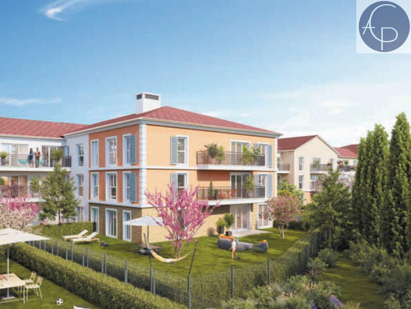 Appartement - 93 m² - 5 pièces