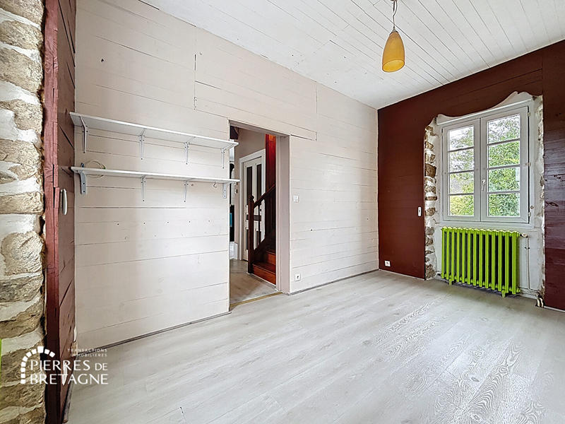 Maison - 96 m² - 6 pièces