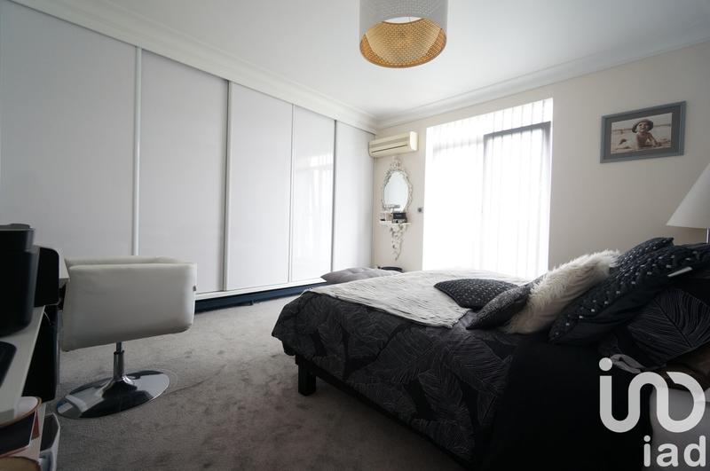 Maison - 280 m² - 7 pièces