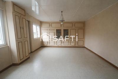 Maison - 280 m² - 14 pièces