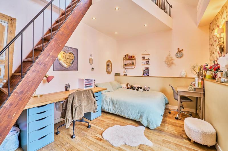 Maison - 165 m² - 6 pièces