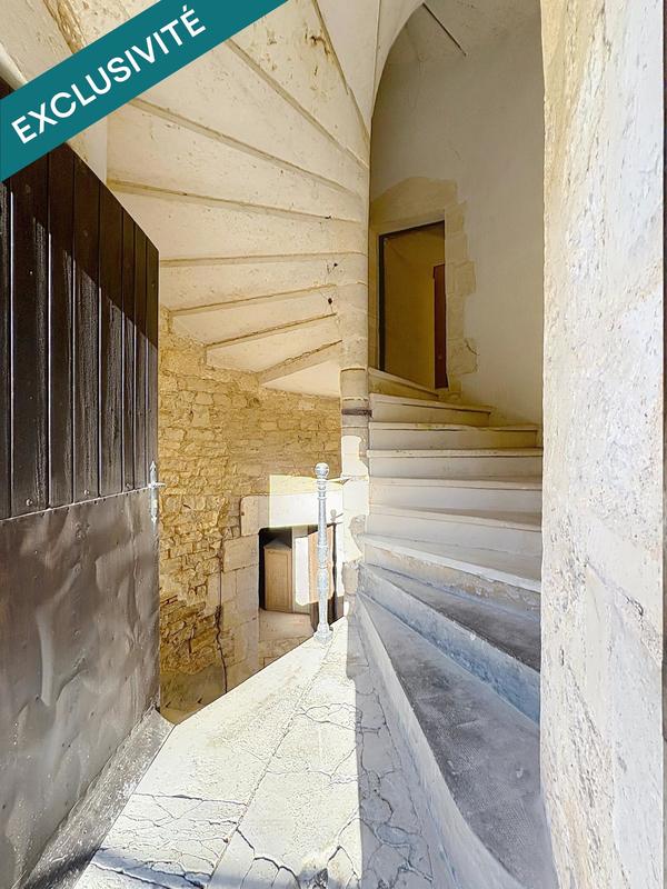 Maison - 450 m² - 11 pièces