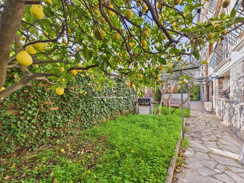 Appartement - 96 m² - 4 pièces