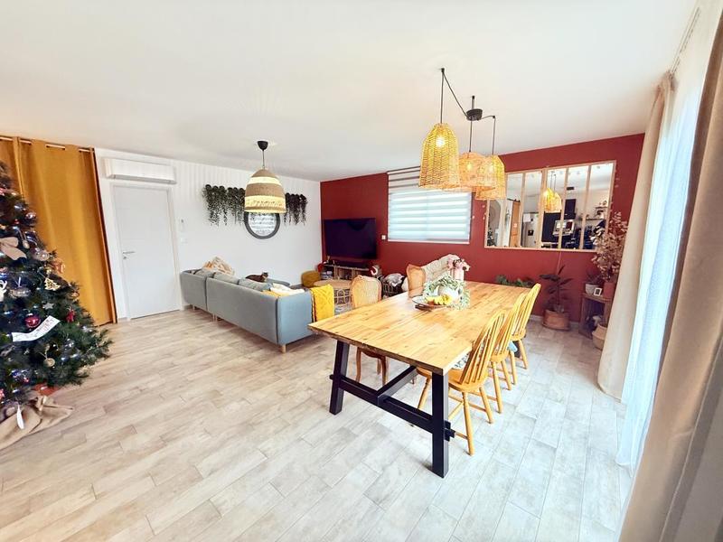 Pavillon - 98 m² - 4 pièces