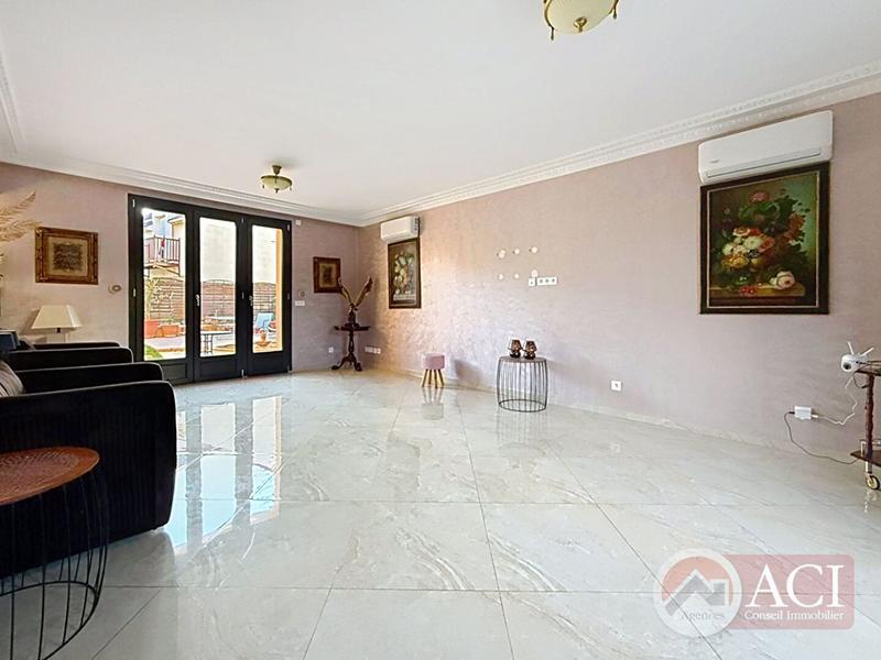 Maison - 149 m² - 7 pièces