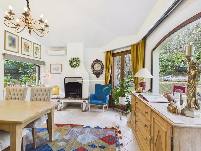 Maison - 121 m² - 5 pièces