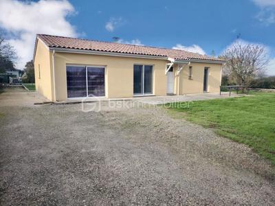 Maison traditionnelle - 123 m² - 5 pièces