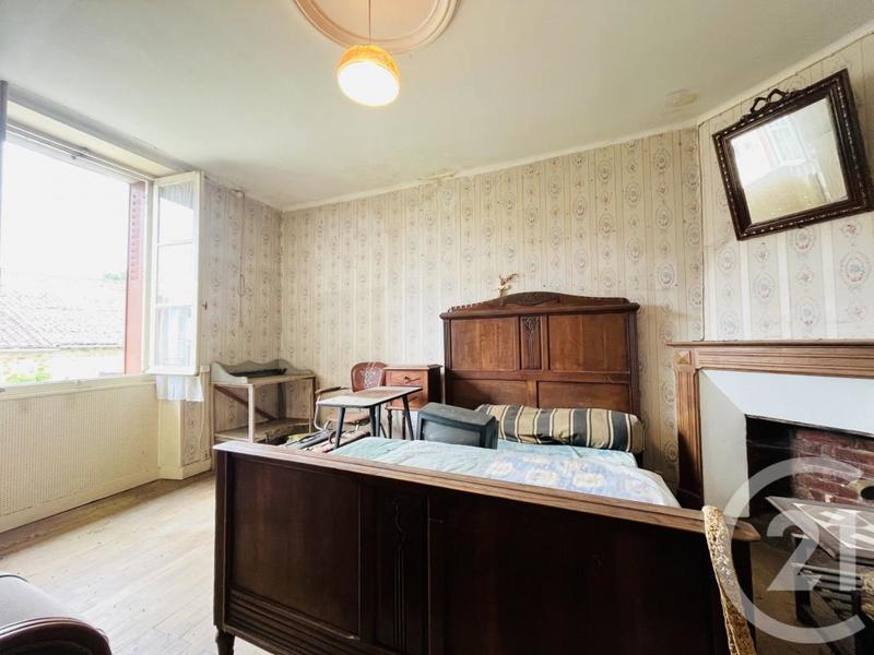 Maison de village - 94 m² - 4 pièces