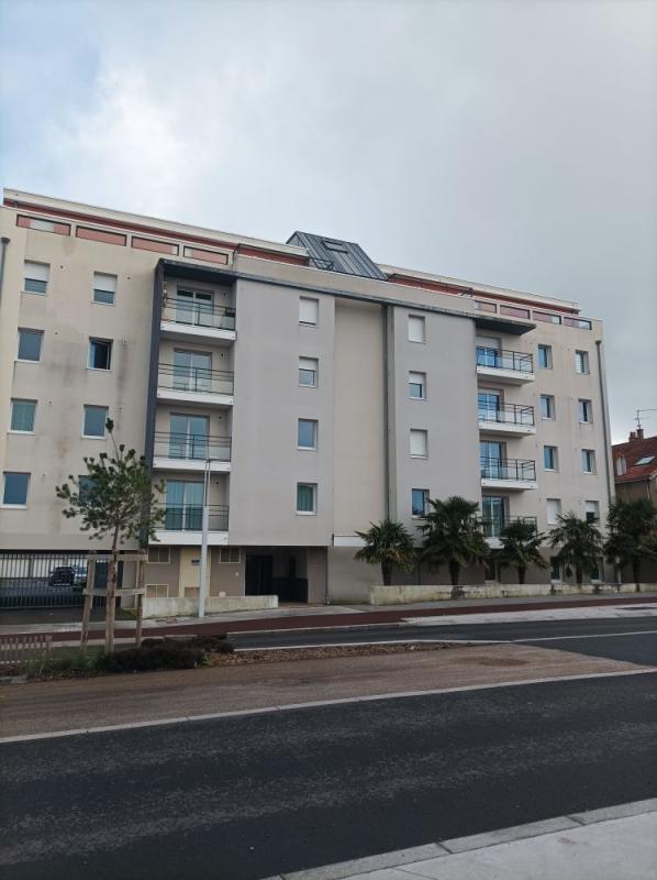 Penthouse - 44 m² - 2 pièces