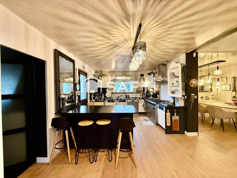 Maison - 144 m² - 4 pièces