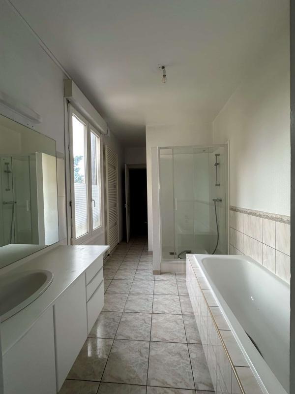 Appartement - 103 m² - 3 pièces