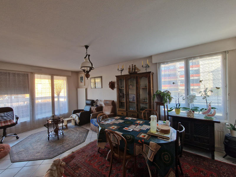 Appartement - 80 m² - 3 pièces