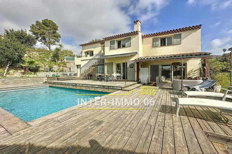 Villa - 178 m² - 7 pièces