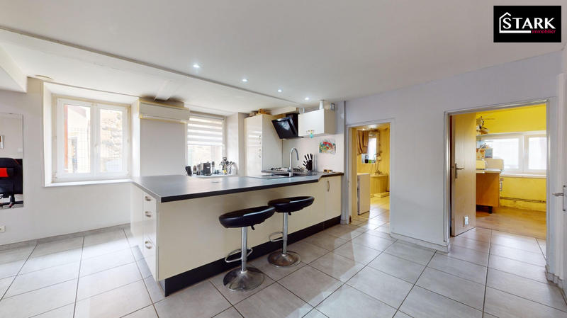 Maison - 141 m² - 6 pièces