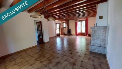 Maison - 180 m² - 7 pièces