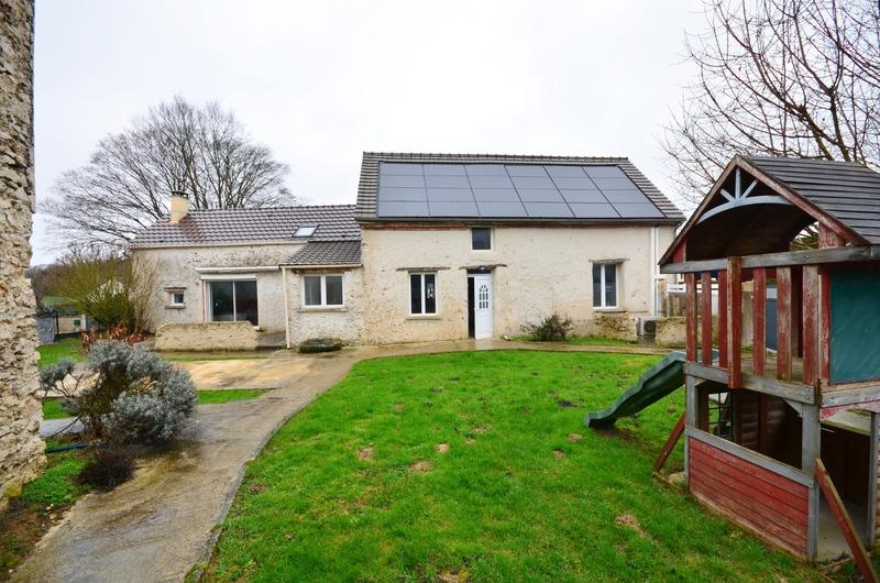 Maison en pierre - 160 m² - 5 pièces