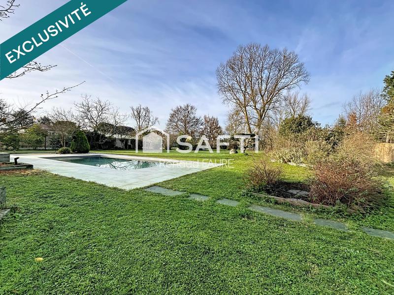 Maison - 200 m² - 7 pièces