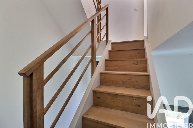 Maison - 401 m² - 13 pièces