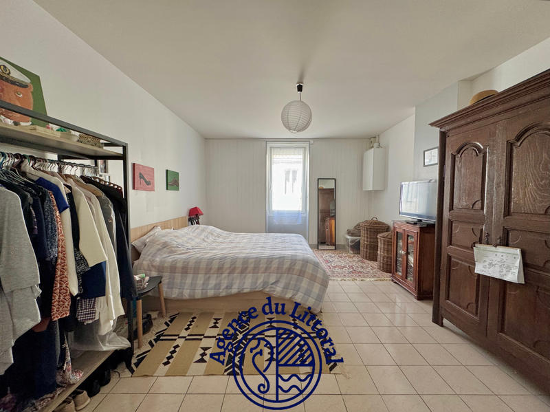 Maison - 210 m² - 8 pièces