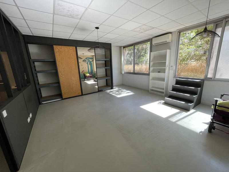 Local commercial - 68 m²