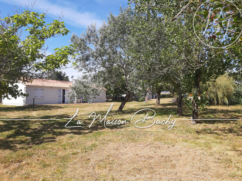 Maison - 200 m² - 12 pièces