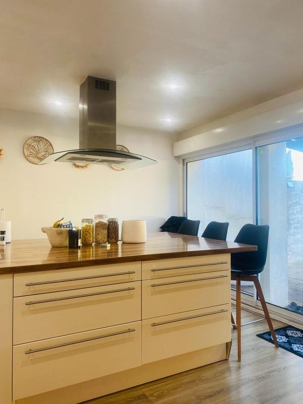 Local commercial - 400 m² - 5 pièces